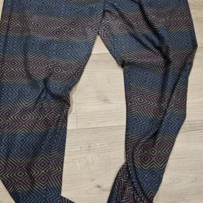 LuLaRoe TC Tall & Curvy Leggings Print