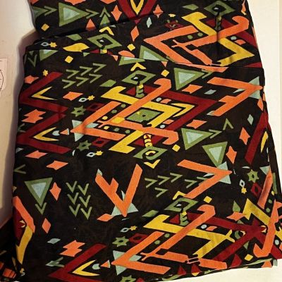 TC LuLaRoe Tall & Curvy Leggings