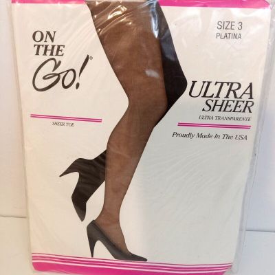 On the Go Pantyhose Womens Size 3 Platina Ultra Sheer Ultra Transparente Vintage