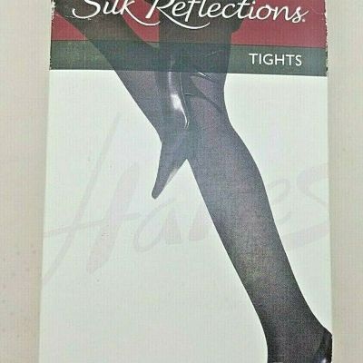 Hanes Silk Reflections Pine Green Tights Size AB