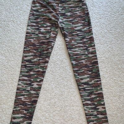 LuLaRoe Green Brown tan Camo Camouflage Leggings One Size OS