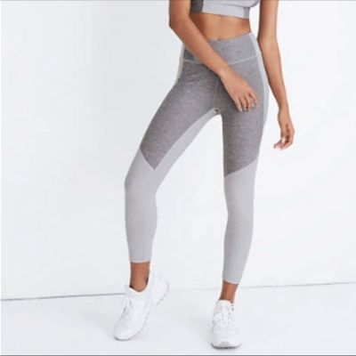 Outdoor Voices x Madewell Two Tone 3/4 Warmup Leggings (Small)