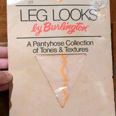 Vintage Leg Looks by Burlington Pantyhose Antique Rose 377 Sandalfoot M NEW NIP