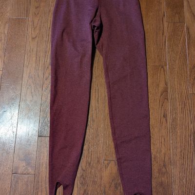 NEW OLD NAVY HIGH RISE STIRRUP LEGGINGS COZECORE SCARLET OAK SIZE SMALL