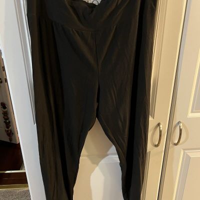 Women’s Size 19 Black Leggings By No Boundries