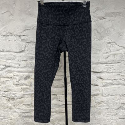 Lululemon Wunder Under size 6 Black/Gray Leopard Print Leggings Yoga Pant