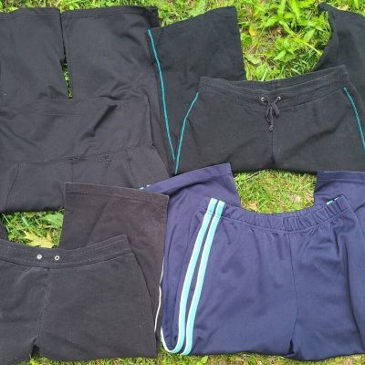 4 Pair Capri leggings S/P Old Navy, Style &Co, NAVY,, Blue & Black