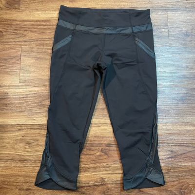 Lululemon Chase Me Crop II Legging Black Capri Mesh Panels Womens Size 8 Workout