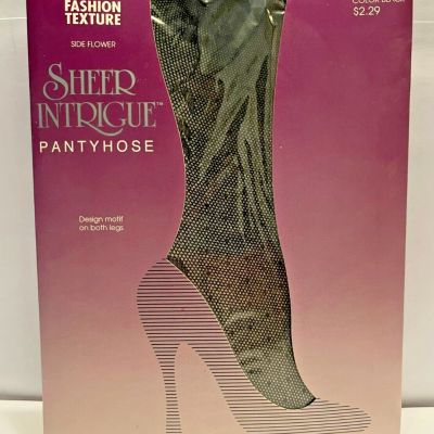 New In Package Sheer Intrigue Pantyhose Fashion Texture Size A/B Black Dot