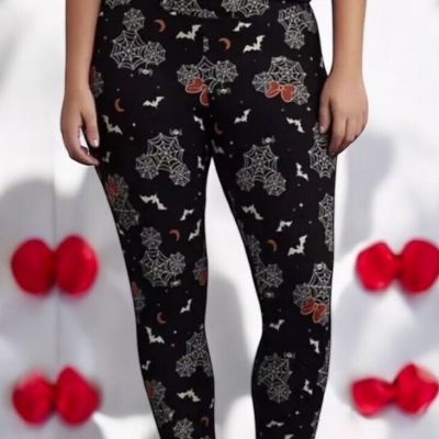 Torrid 4 4X Mickey Mouse Minnie Leggings Black Spider Webs Bats Bows Plus Sz 26