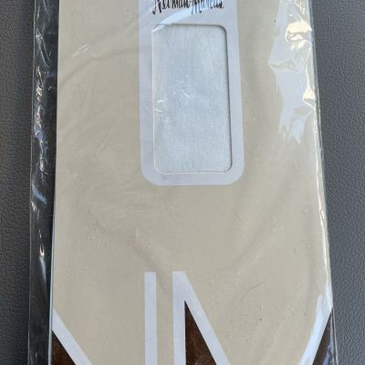 Vtg Neiman Marcus Pantyhose Sheer Style 461 One Size White NEW