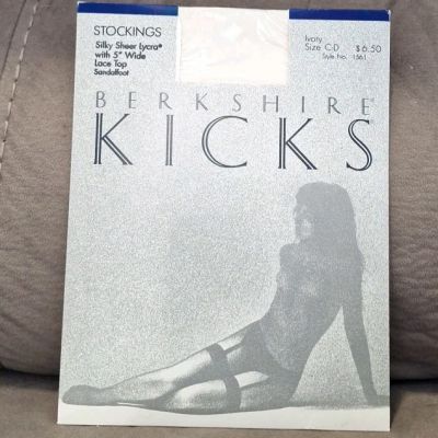 New VTG Berkshire Kicks Silky Sheer Lycra Stockings 5