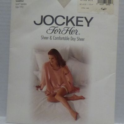 NWT Vintage JOCKEY FOR HER Thigh Highs Stockings Woman S/M Antique White