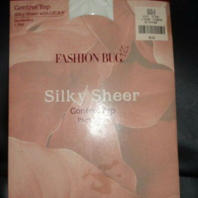 Fashion Bug Silky Sheer Control Top Pantyhose Sandalfoot Size A WHITE NEW