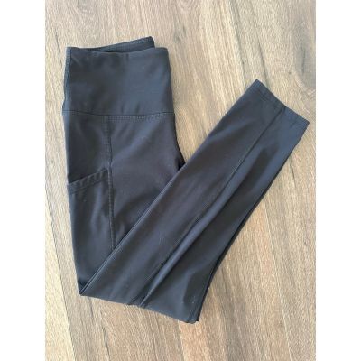 Black Banana Republic High Waisted Capri Workout Leggins has Pockets. Size Small