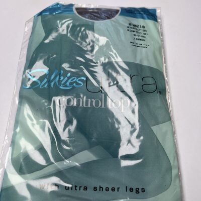 Vintage Silkies Ultra Control Top Size M Misty Grey  030210 Pantyhose New