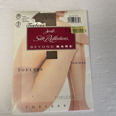 Hanes Silk Reflections Toeless Pantyhose Beyond Bare CD Control Top Beyond Beige