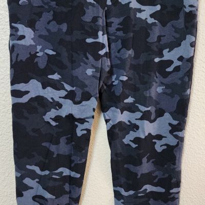 Terra & Sky Women's Plus Black Camo High Rise Leggings Size 1X (16W-18W) NEW