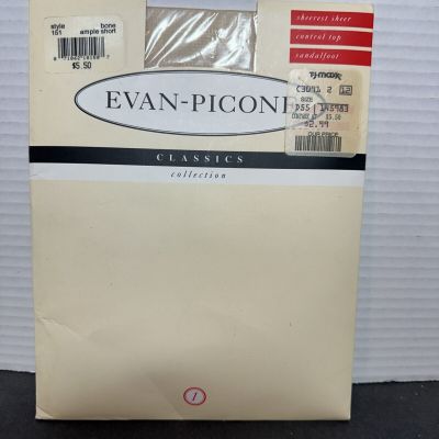 @Vintage Evan Picone Bone  Shearest Sheer Pantyhose Size Ample Short