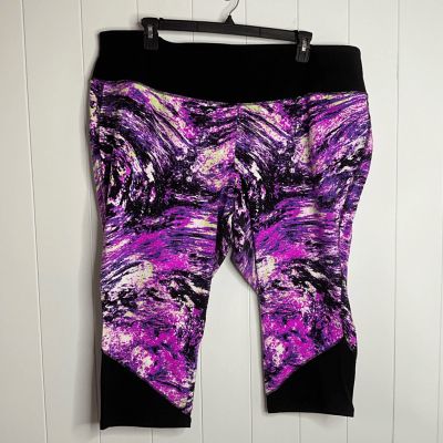 B Active Womens Plus Size 26/28 Athletic Capri High Rise Leggings Purple Swirl