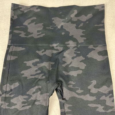 Spanx Size Small S Cropped Lamn Leggings Camo Workout Yoga