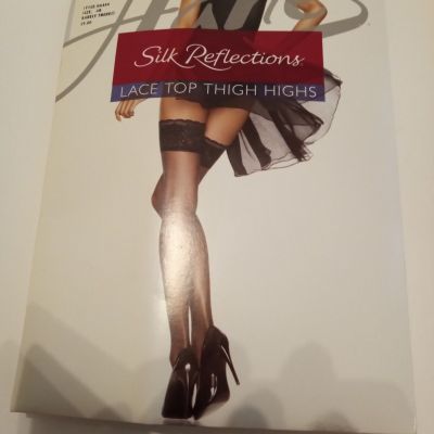 Hanes Silk Reflections Lace Top Thigh Highs, Sheer Toe Stockings/ Blk. Sz. AB