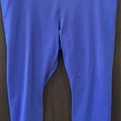 2 Pairs of Fabletics Leggings Womens Size 2X Power Hold Crop Capri Exercise Gym