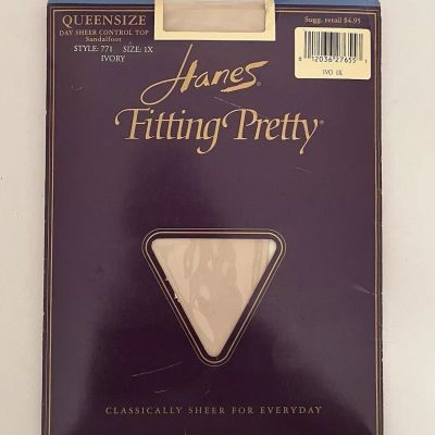 NEW Hanes Queen Fitting Pretty Pantyhose Ivory Size 1X  Control Top Day Sheer