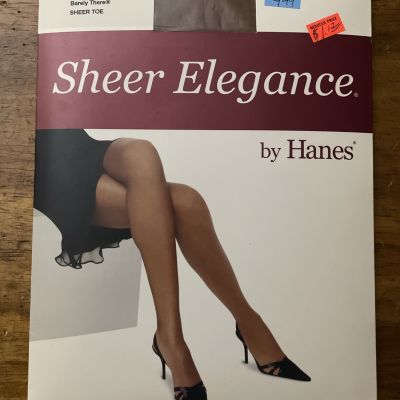 Hanes Sheer Elegance Ultra Sheer Nylons Sz D Barely There Sheer Toe Pantyhose