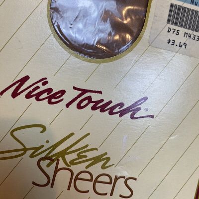 Vintage Nice Touch Silken Sheers 20 Denier Lycra Size Full Figure Short Nude