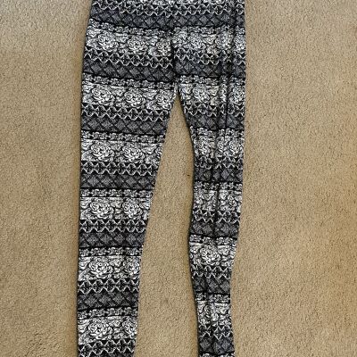 Pink Republic Leggings Black And White Size Medium