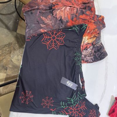 lot 2 pair lily by firmiana  leggings Christmas Fall size 4 XL