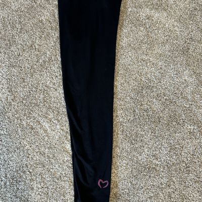 Black Medium Capri Style Leggings With Heart On One Ankle Brand Sport-Tek