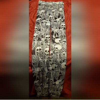 skeletons on tights