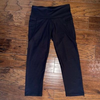 Old Navy Athletic Black High Waist Powersoft Capri Leggings Women Size Large