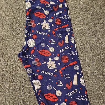 LULAROE OS Leggings Makeup Lips Perfume Navy Red White