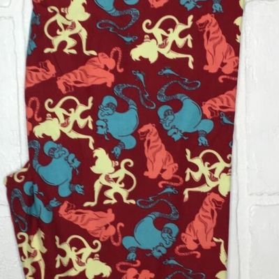 NEW Lularoe Disney Leggings sz TC ( 12-18 ) Red w/ Aladdin Characters