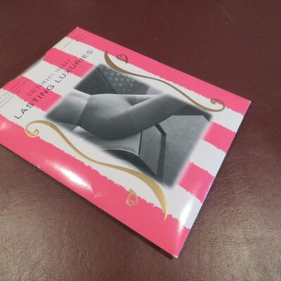 Victoria's Secret LASTING LUXURIES  Control Top Naked Neutral Pantyhose  SzM NEW