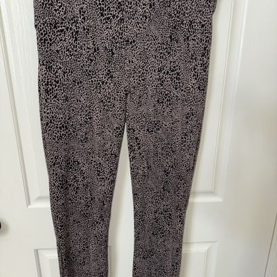 SPANX Jean-ish Ankle Leggings Desert Dot Animal Print Jeggings 20018R  Size L