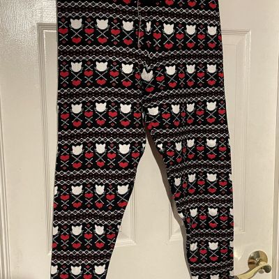 NWT Torrid Women’s Plus Size 3/ 3X 20-22 Sweater Knit Cat Hearts Leggings Black