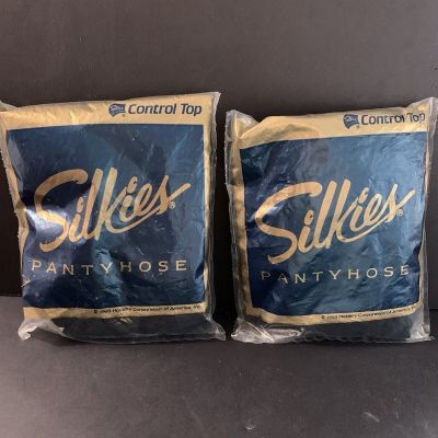 2 Packages Of Vintage SILKIES Control Top PANTYHOSE Navy Size MEDIUM USA Sealed