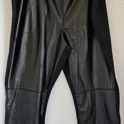 Womens Leggings Pants Size 26/28 2X Roaman's Black NEW