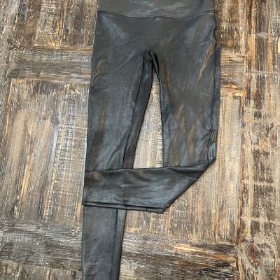 Spanx Size 1X Plus Size Shiny Black Leggings