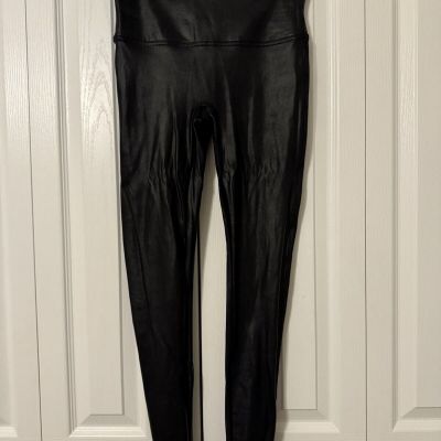 Spanx Black Faux Leather Shine Leggings Womens Size Large Petite LP Style 2437Q