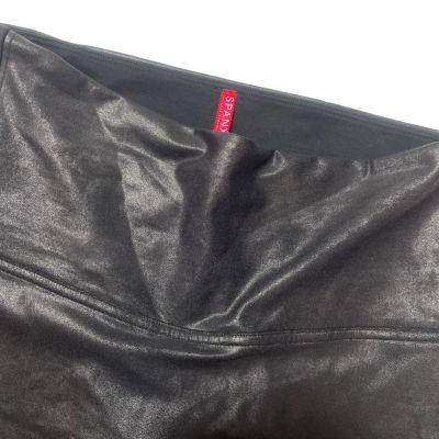 Spanx Large Shiny Textured Leggings