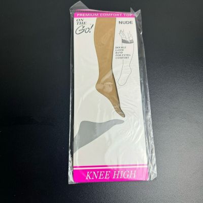 Vintage on The Go Comfort Top Knee High Hosiery Nude Fits 8 1/2 -11