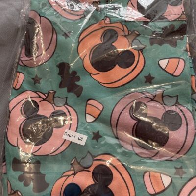 Lularoe Capri Leggings  Os Mickey Pumpkin