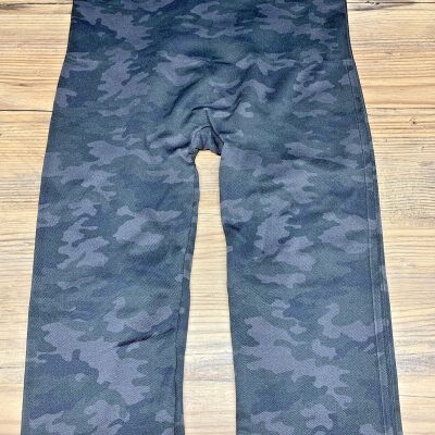 Spanx Look At Me Now Cropped Seamless Leggings Gray Camouflage Plus Size 1X NWOT