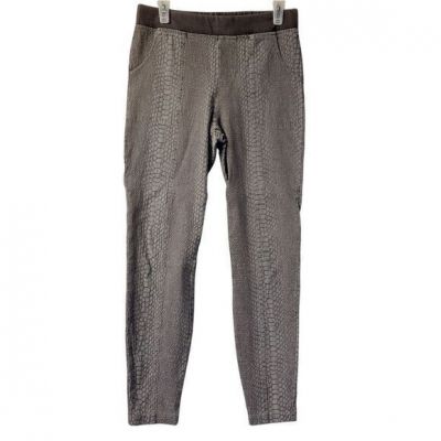 Soft surroundings grey croc style pull on pants- women's size medium