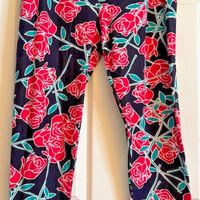 Lularoe Soft Knit LeggingsDk Pink Roses on Black Size TC2 NWOT